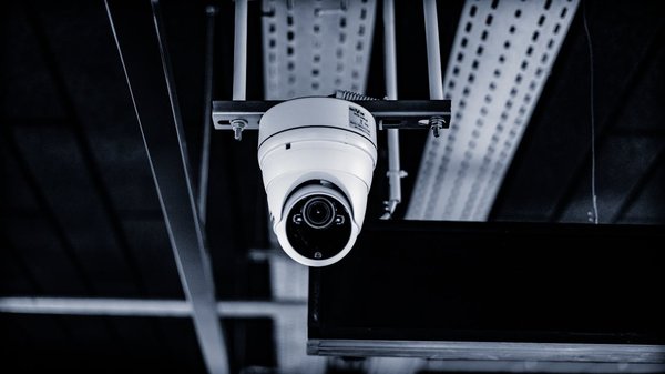 Comment optimiser les paramètres de votre caméra de surveillance pour une vision nocturne claire ?